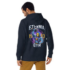 Hoodie Skeletor Eternia Gym 1983 Raised Dumbbell - Modelo masculino espalda 2
