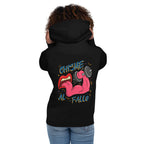 Hoodie Chisme Al Fallo - Modelo femenina espalda