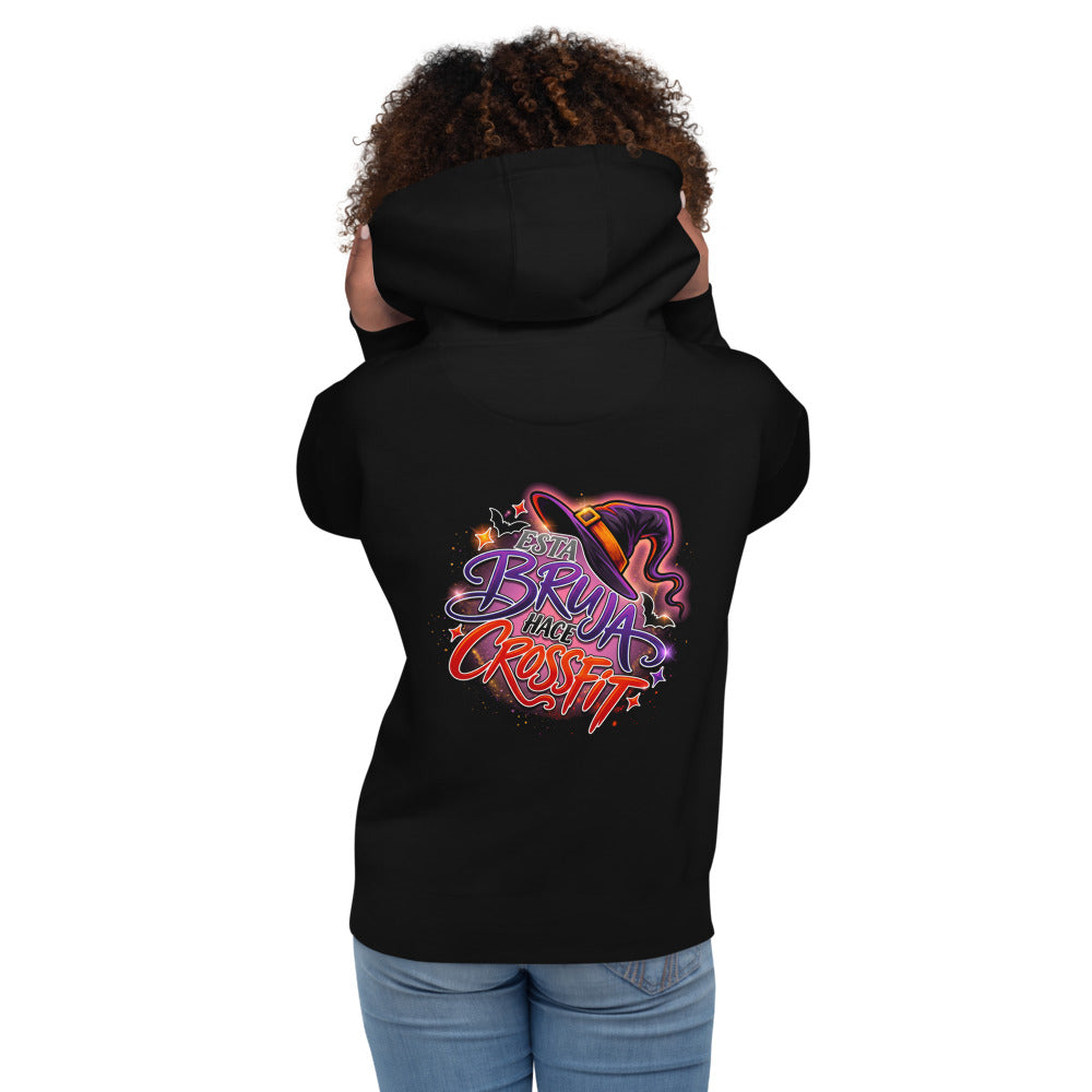 Hoodie Esta Bruja Hace Crossfit - Modelo femenina espalda
