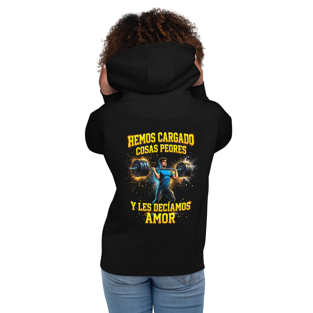 Hoodie Hemos Cargado Cosas Peores Y Les Decíamos Amor - Modelo femenina espalda
