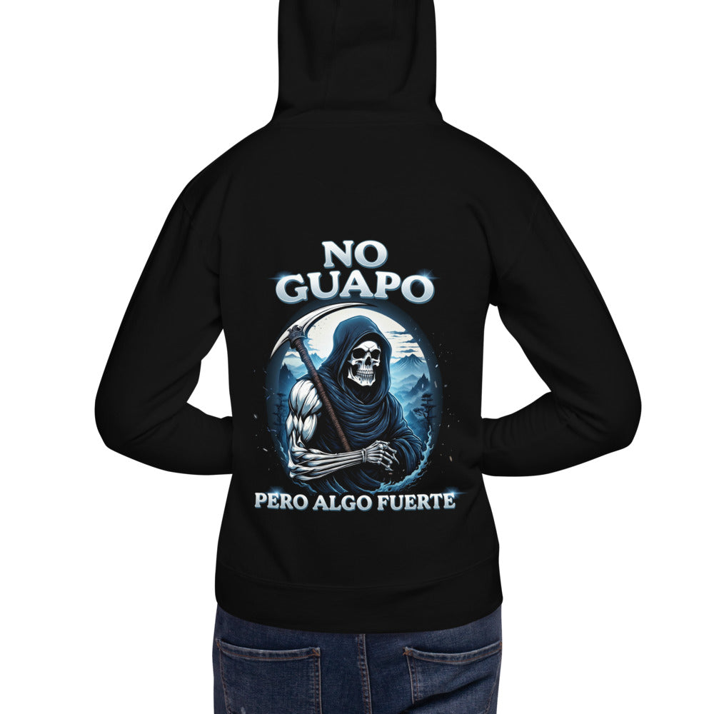 Hoodie No Guapo Pero Algo Fuerte - Modelo masculino espalda