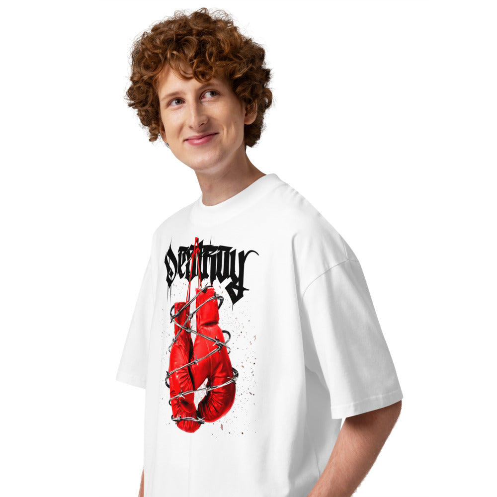 Oversize Red Boxing Gloves Barbed Wire Blackletter - Modelo masculino lateral