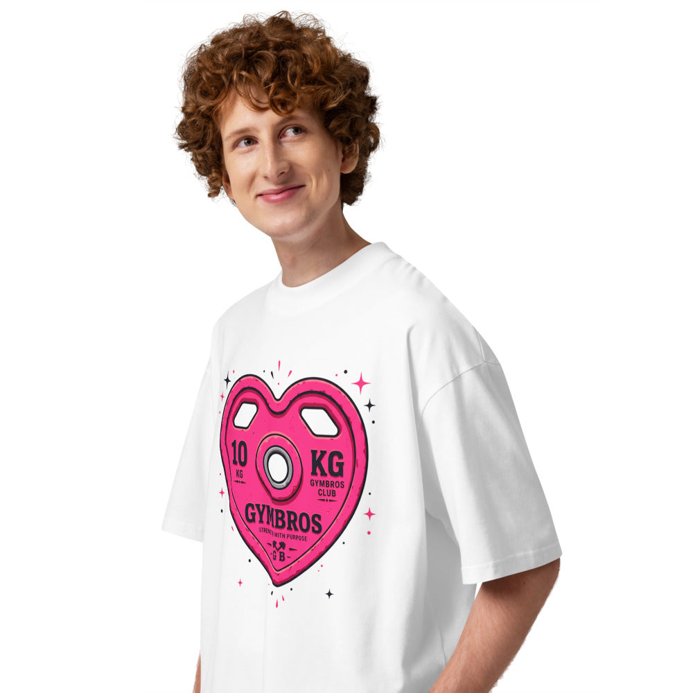 Oversize Strength With Purpose Pink Heart Plate - Modelo masculino lateral