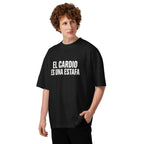 Oversize El Cardio Es Una Estafa - Modelo masculino