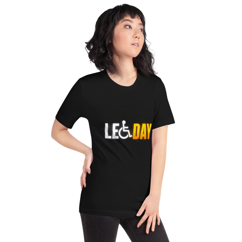 Playera Leg Day Access Symbol Gym Humor - Modelo femenina