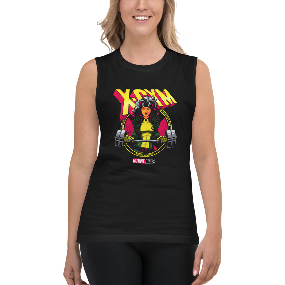 Rebel Squad en playera sin mangas de gym Gymbros — modelo femenina usándola