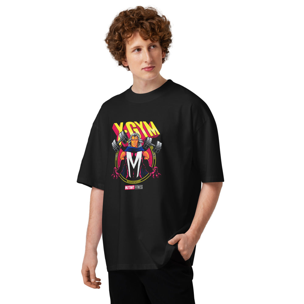 Metal Master Squad en playera oversize de gym Gymbros — modelo masculino usándola