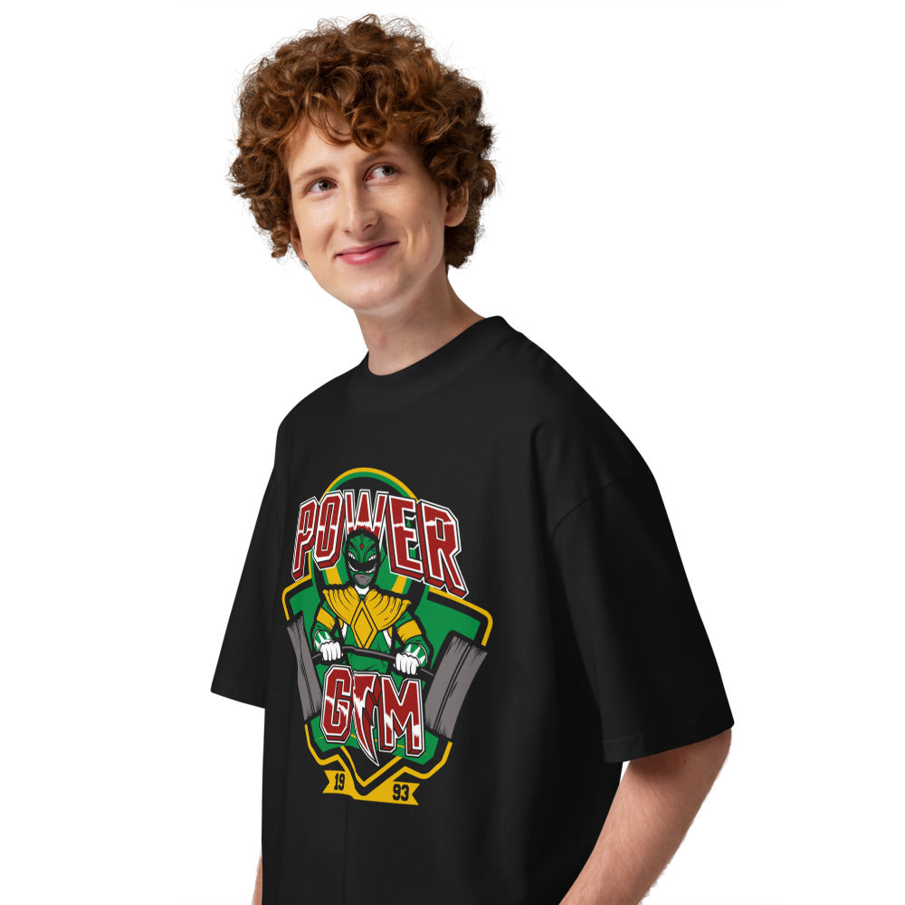 Green Power Ranger Gym en playera oversize de gym Gymbros — en modelo masculino, lateral