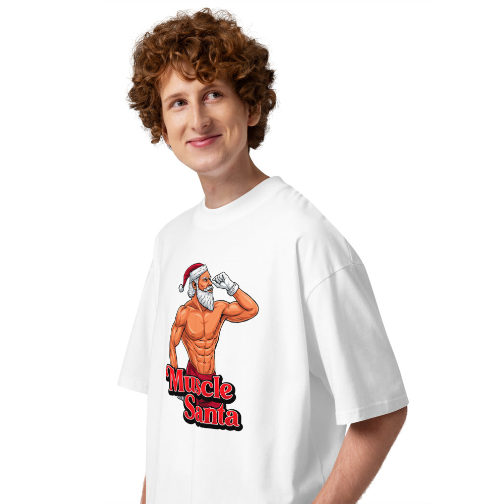 Flex Mode Santa en playera oversize de gym Gymbros — modelo masculino de lado