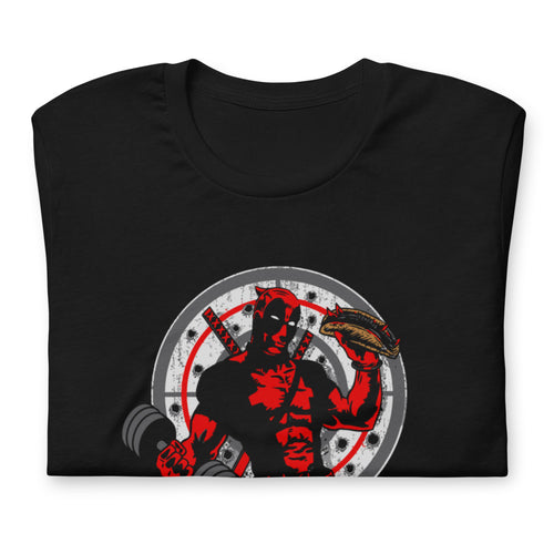 Deadpool Merc Gym No Pain No Gain en playera de gym Gymbros — doblada