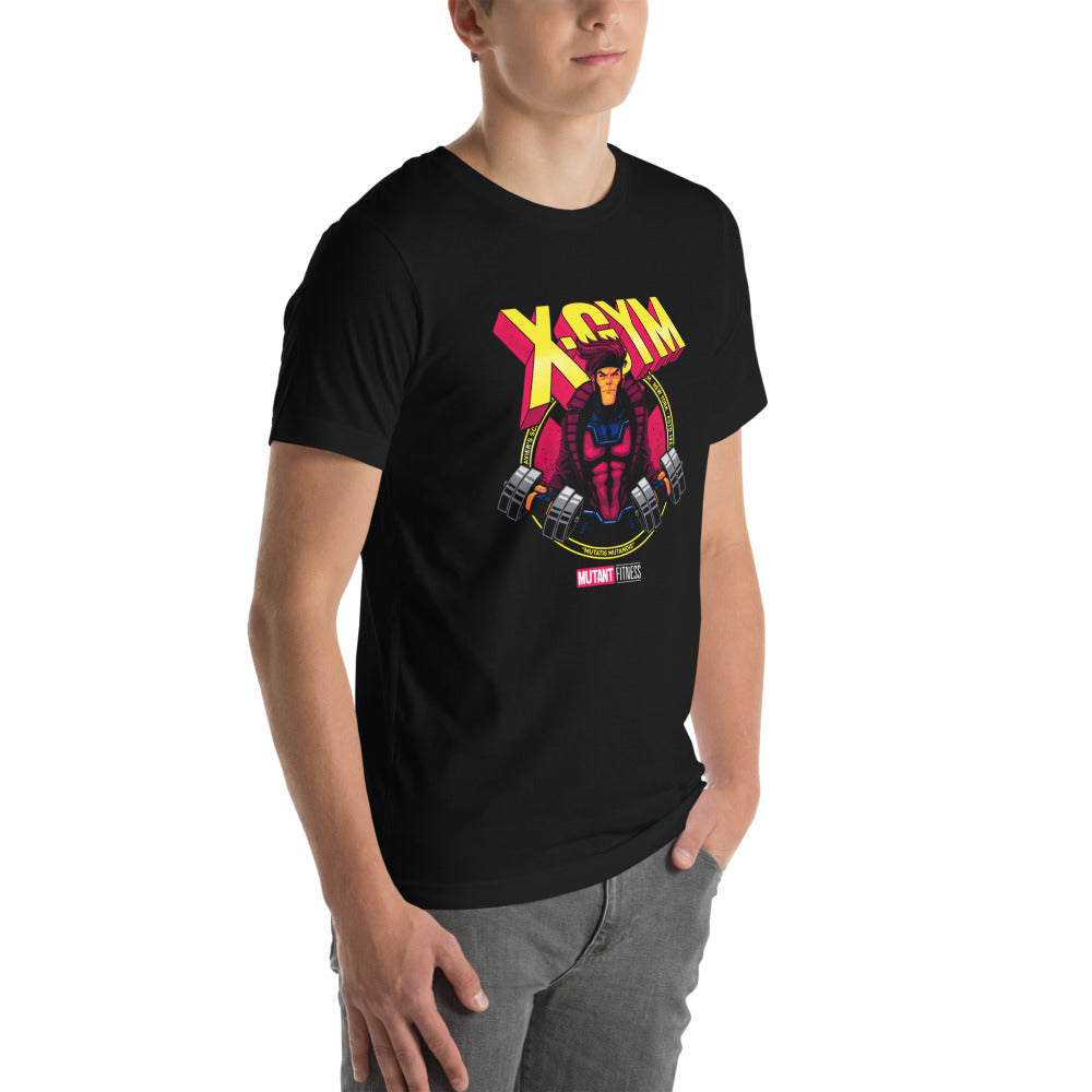 Card Trick Squad en playera de gym Gymbros — modelo masculino de lado