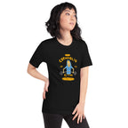 I Am Gym Legend en playera de gym Gymbros — modelo femenina usándola