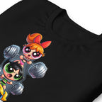 Sugar Spice Power en playera de gym Gymbros — detalle del estampado en zoom